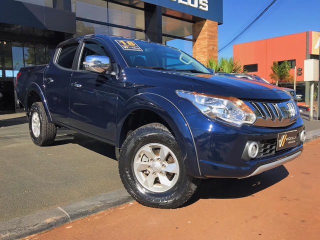 MITSUBISHI TRITON 2.4 16V TURBO DIESEL SPORT HPE TOP 4P 4X4 AT