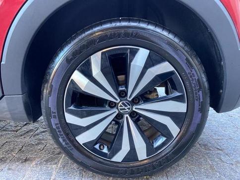 VOLKSWAGEN T-CROSS COMFORTLINE 1.0 TSI FLEX 5P AUT.