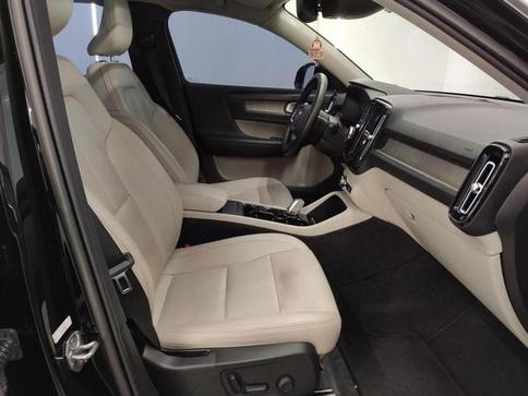 VOLVO XC 40 T-4 INSCRIPTION 2.0 190CV FWD