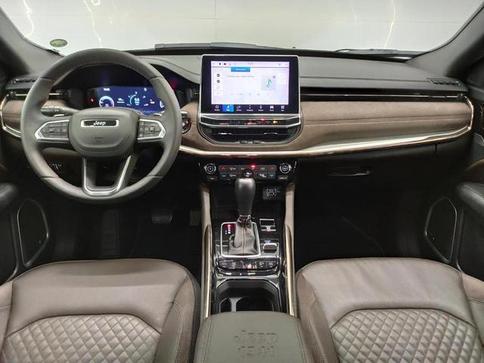 JEEP COMMANDER OVERLAND TD380 4X4 TURBO DIESEL