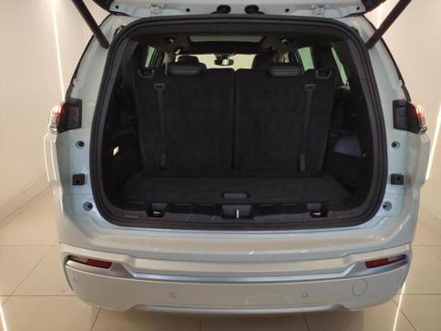 JEEP COMMANDER OVERLAND TD380 4X4 TURBO DIESEL