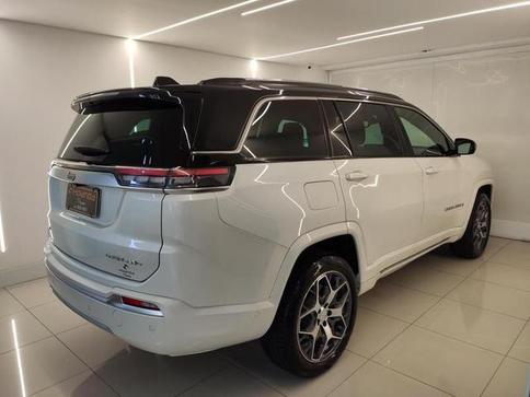 JEEP COMMANDER OVERLAND TD380 4X4 TURBO DIESEL