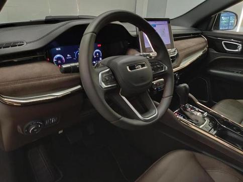 JEEP COMMANDER OVERLAND TD380 4X4 TURBO DIESEL