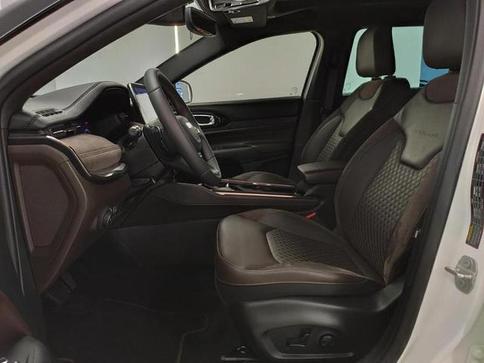 JEEP COMMANDER OVERLAND TD380 4X4 TURBO DIESEL