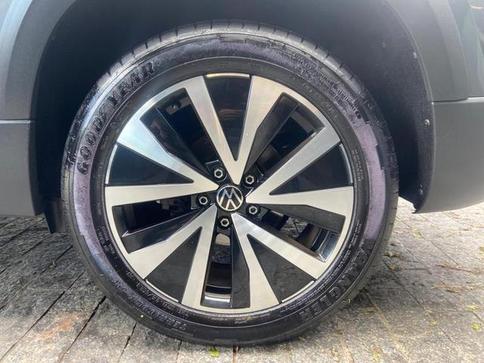VOLKSWAGEN TAOS 1.4 250 TSI HIGHLINE