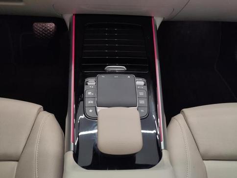 MERCEDES-BENZ GLB200 PROG