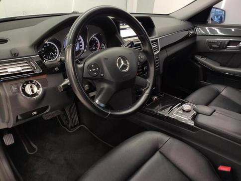 MERCEDES-BENZ E 350 AVANGARDE 3.5 V-6 4P