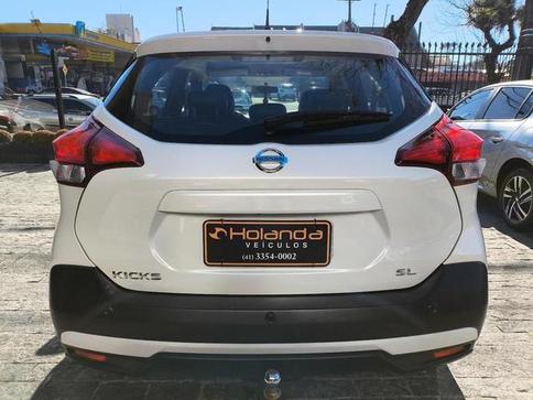 NISSAN KICKS SL CVT