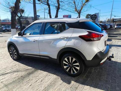 NISSAN KICKS SL CVT