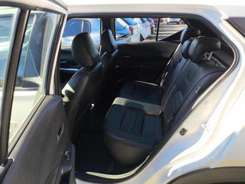 NISSAN KICKS SL CVT