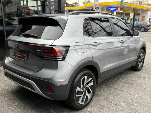 VOLKSWAGEN T-CROSS COMFORTLINE 1.0 TSI FLEX 5P AUT.