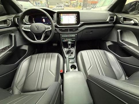 VOLKSWAGEN T-CROSS COMFORTLINE 1.0 TSI FLEX 5P AUT.