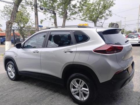 CHEVROLET TRACKER LT AT