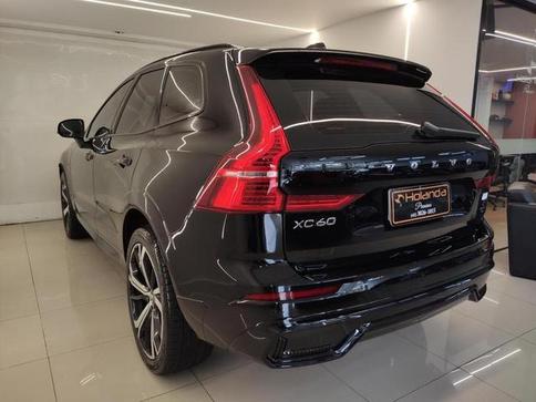 VOLVO XC60 T8 R-DESIGN