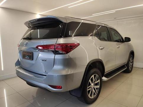 TOYOTA HILUX SWSRXA4FD