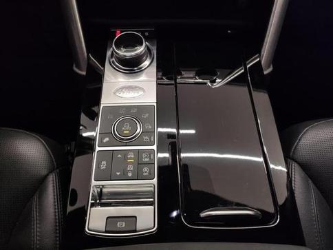 LAND ROVER DISCOVERY HSE TD6 7L