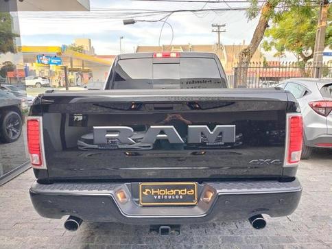 RAM CLASSIC LARAMIE NIGHT ED. 5.7 4X4 AUT.