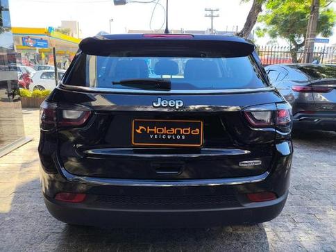 JEEP COMPASS LONG. T270 1.3 TB 4X2 FLEX AUT.