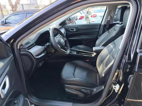 JEEP COMPASS LONG. T270 1.3 TB 4X2 FLEX AUT.