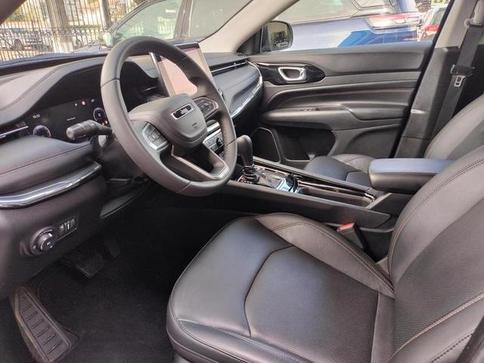 JEEP COMPASS LIMITED T270 1.3 TB 4X2 FLEX AUT