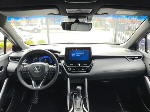 TOYOTA CCROSS XRE 20