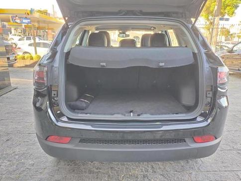 JEEP COMPASS LONG. T270 1.3 TB 4X2 FLEX AUT.