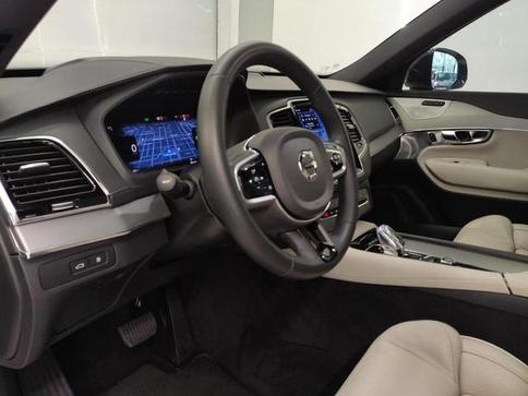 VOLVO XC90 T8 ULT DARK