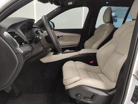 VOLVO XC90 T8 ULT DARK