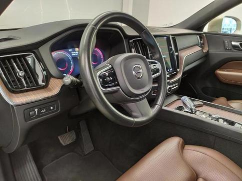 VOLVO XC60 T8 INSCRIPT