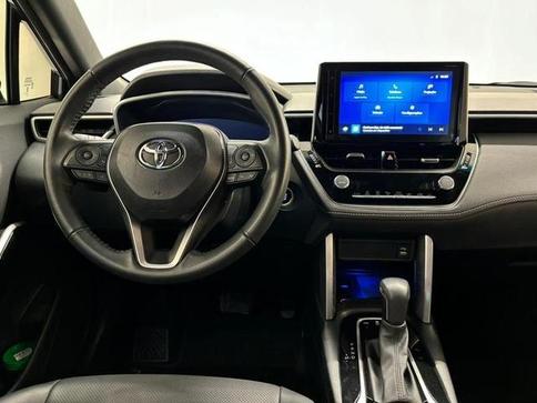 TOYOTA CCROSS XRE 20