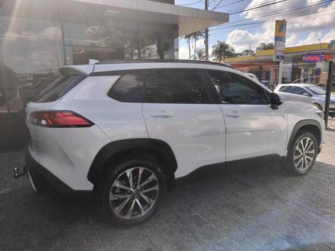 TOYOTA CCROSS XRE 20
