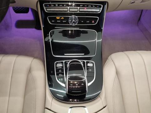 MERCEDES-BENZ E300