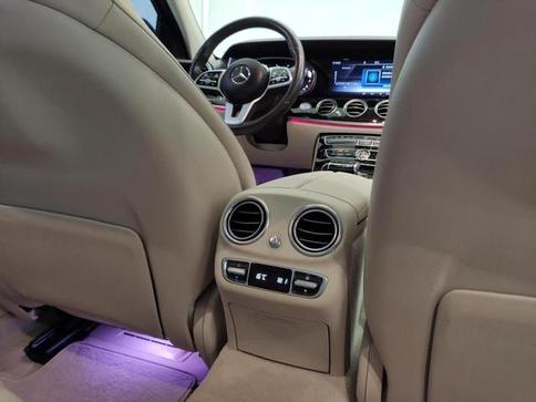 MERCEDES-BENZ E300