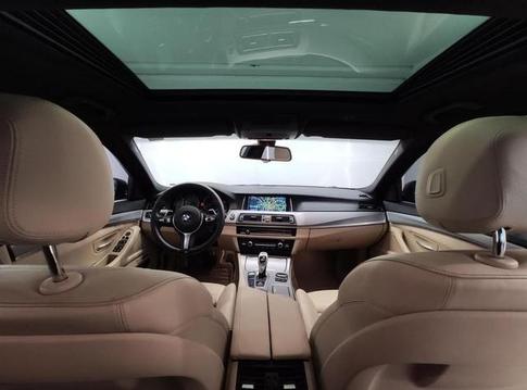 BMW 528I