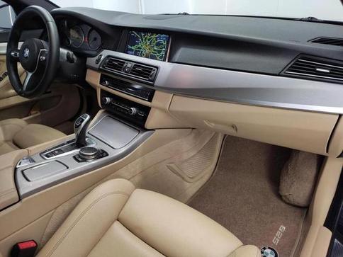 BMW 528I