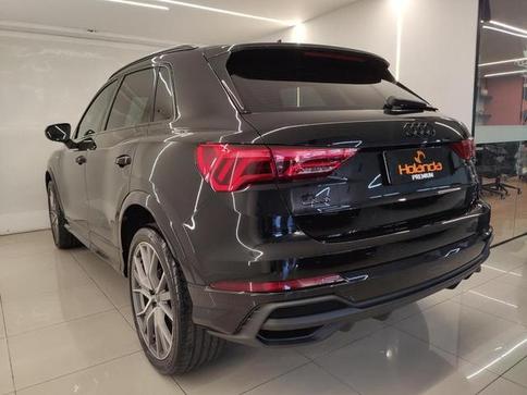 AUDI Q3 PERFORMANCE BLACK SLINE 2.0 QUATTRO
