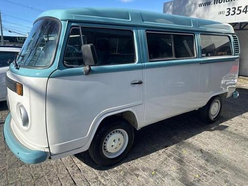 VOLKSWAGEN KOMBI