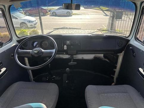 VOLKSWAGEN KOMBI