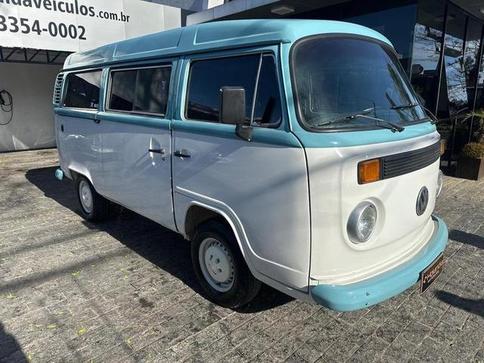 VOLKSWAGEN KOMBI
