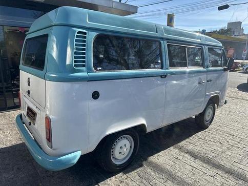 VOLKSWAGEN KOMBI