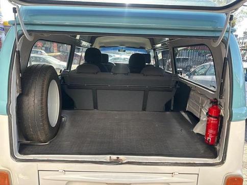 VOLKSWAGEN KOMBI