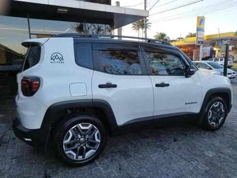 JEEP RENEGADE ALTITUDE T270 1.3 TB FLEX AUT.