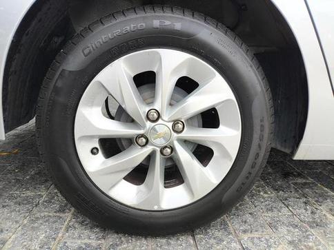 CHEVROLET ONIX PLUS TURBO LT AUTOMATICO