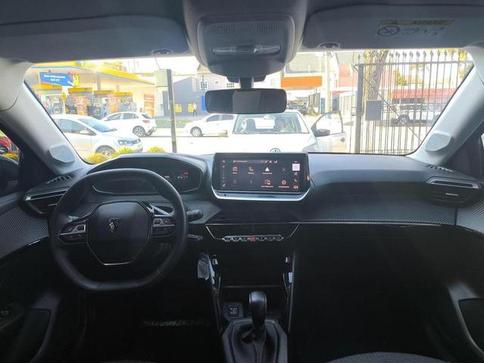 PEUGEOT 208 ALLUR T200