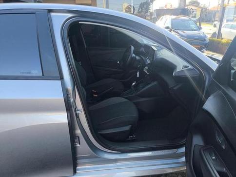 PEUGEOT 208 ALLUR T200