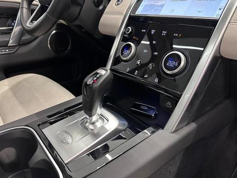 LAND ROVER DISC SPT P250FF SE