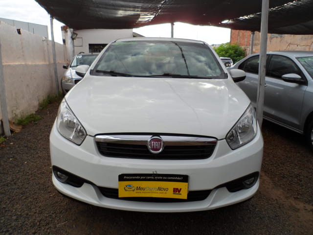 FIAT GRAND SIENA 1.6 MPI ESSENCE 16V FLEX 4P MANUAL