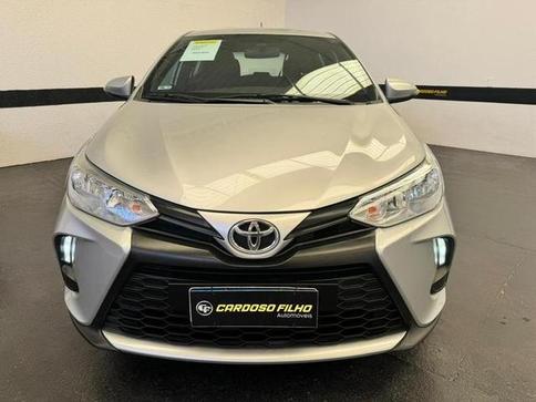 TOYOTA YARIS HA XL15