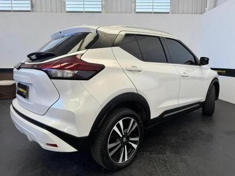 NISSAN KICKS ADVANCE CVT