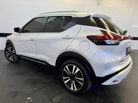 NISSAN KICKS ADVANCE CVT